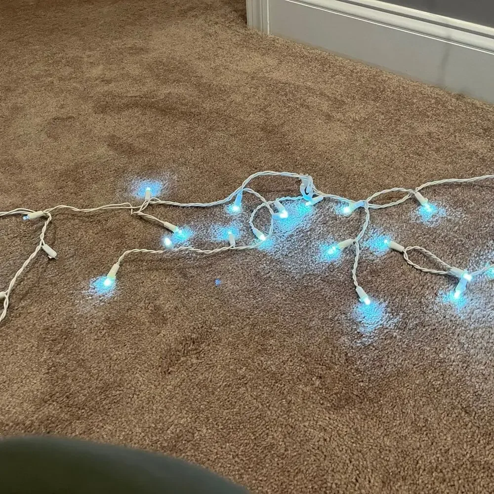 white LED outdoor icicle lights